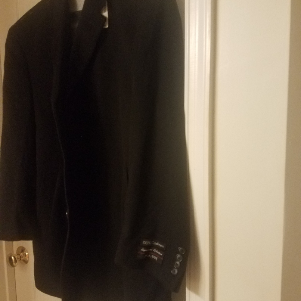 Coat - Picture 2 of 3